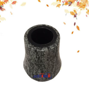 grave monument vases
