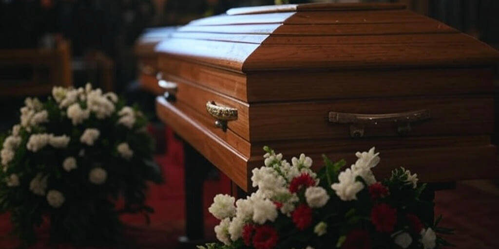 What can you not put in a casket2