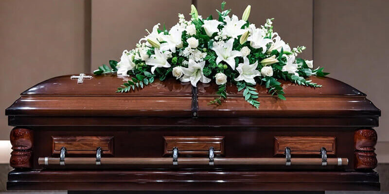 Why is the head always to the left in a casket2